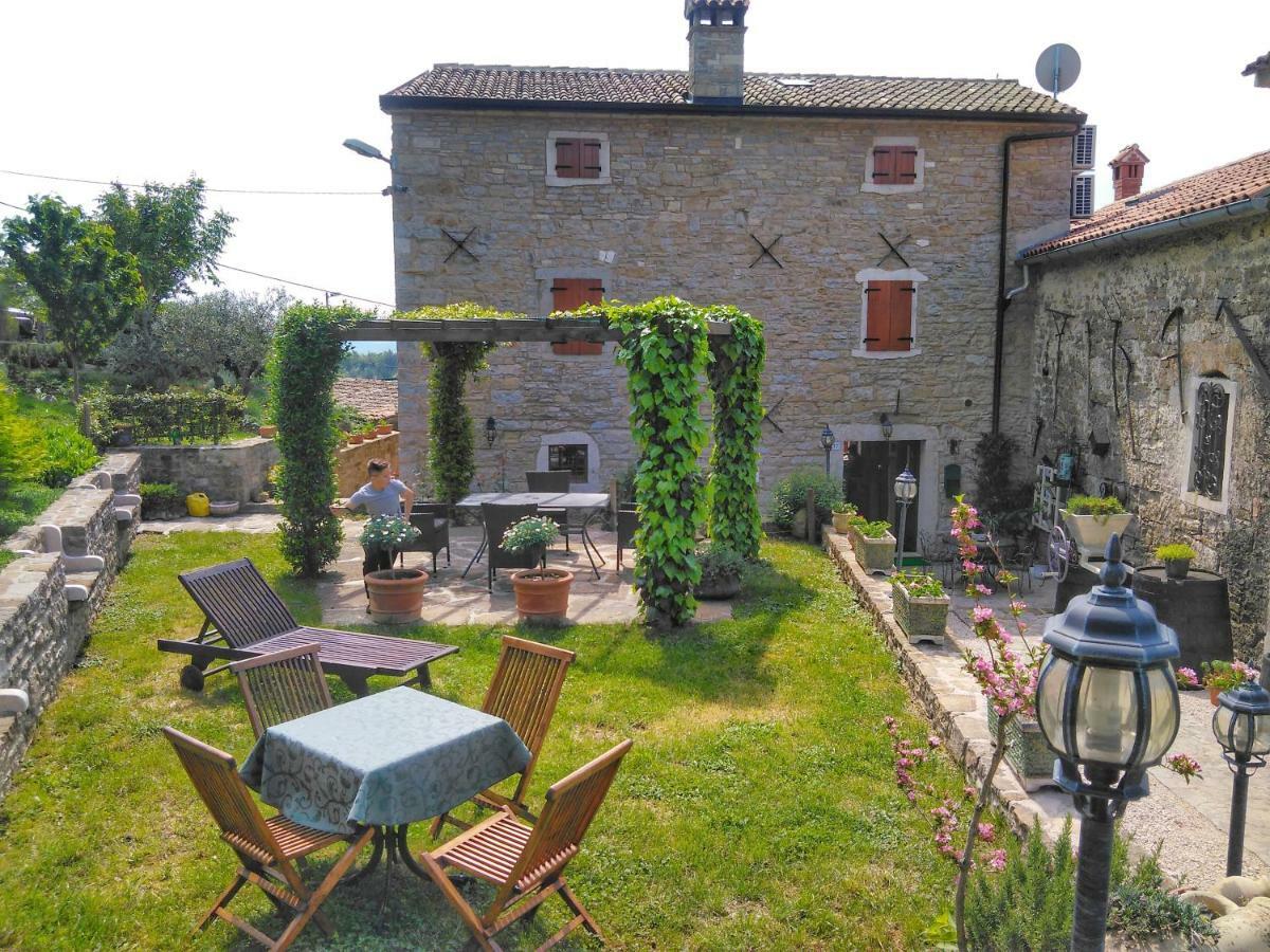 B&B al Merlo Olivo Buje Exterior foto